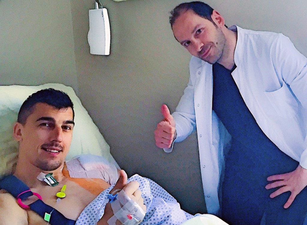 Eishockey-Star Milan Jurcina – Deutsches Schulterzentrum